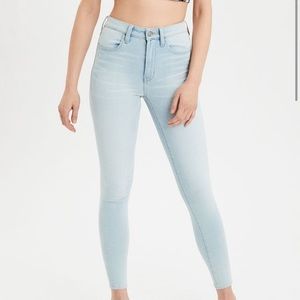 American Eagle High-Waisted Jegging